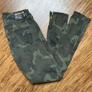 True religion camo skinny jeans size 27